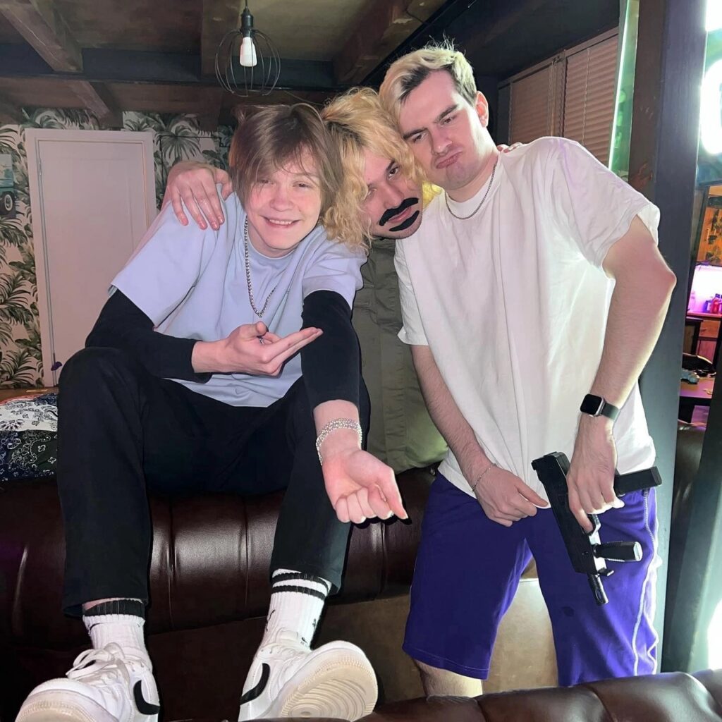 Диппинс и друзья
